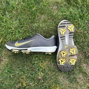 Nike Men’s Infinity Tour BOA 2Golf Shoes Wide Black/Grey/Gold Size 11